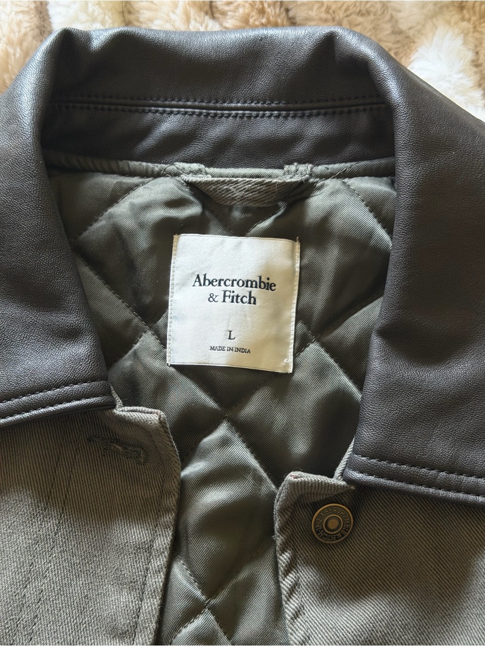 Abercrombie & Fitch Olive Green Canvas Jacket with Dark Brown Collar - Picture 5 of 7